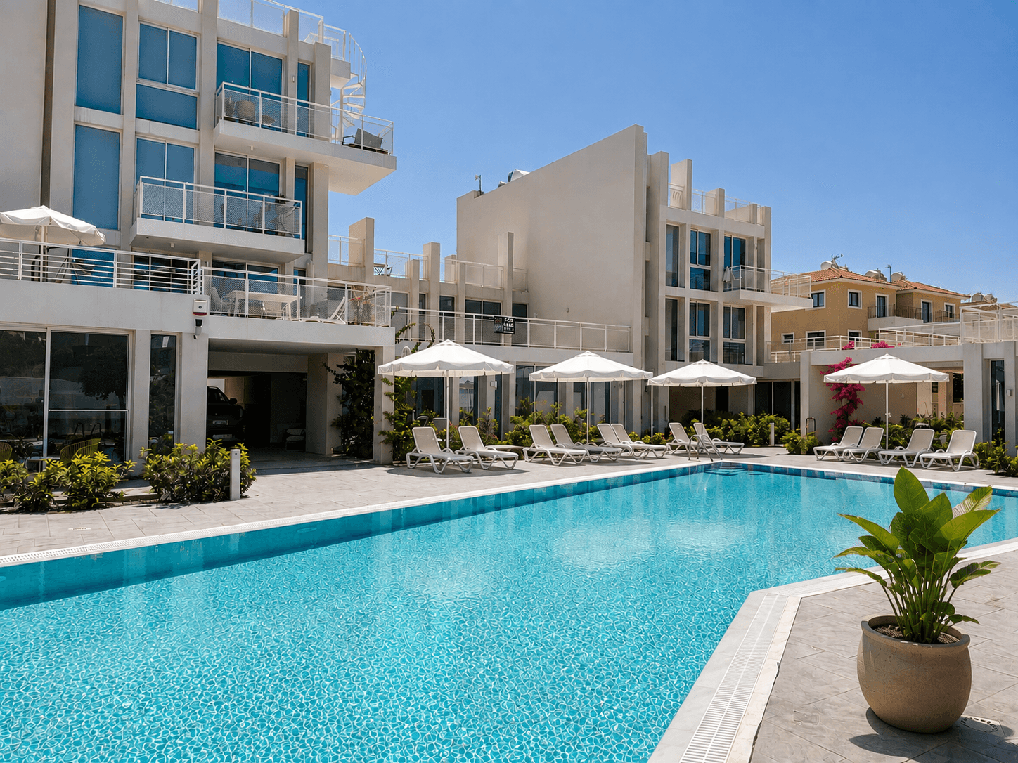 Blue Horizon Apartment